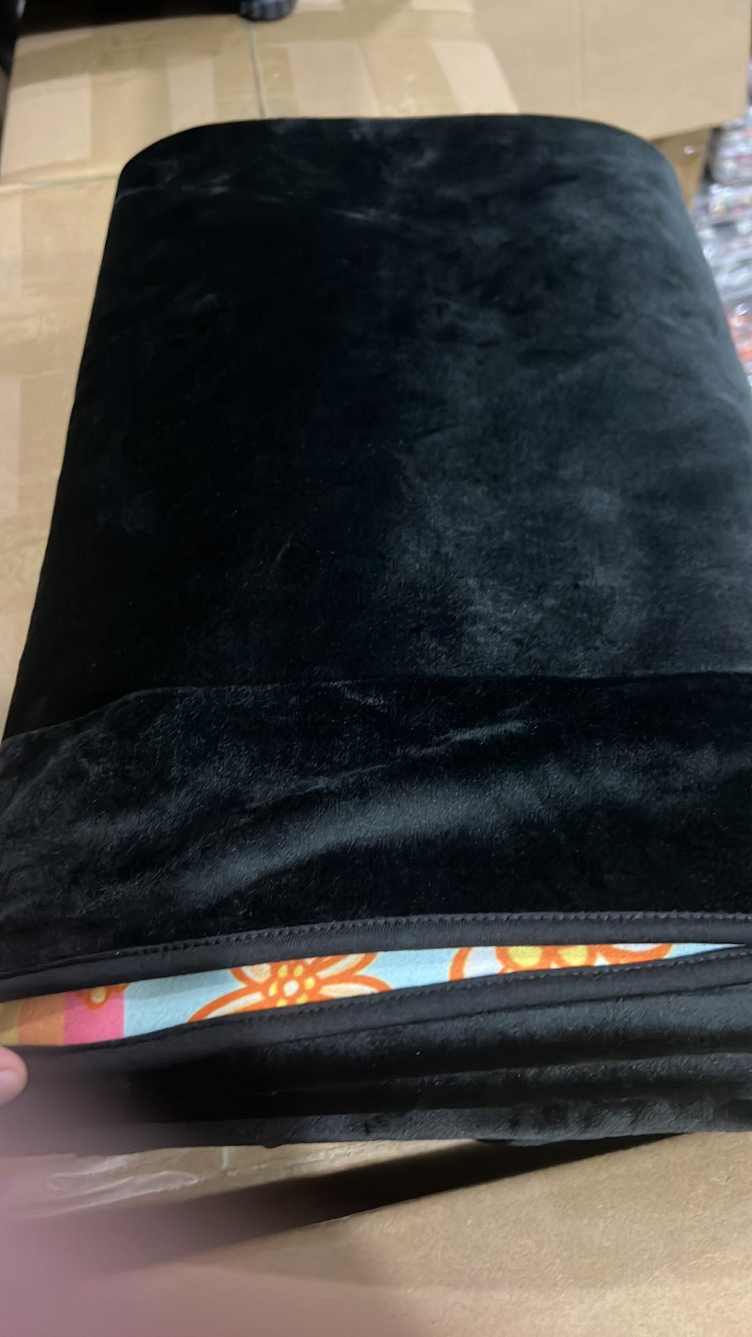 RAPPERS-SOFT BLACK THROW 11-PREORDER CLOSING 7/13