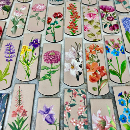 Bookmark - Floral On Beige Magnetic Mix