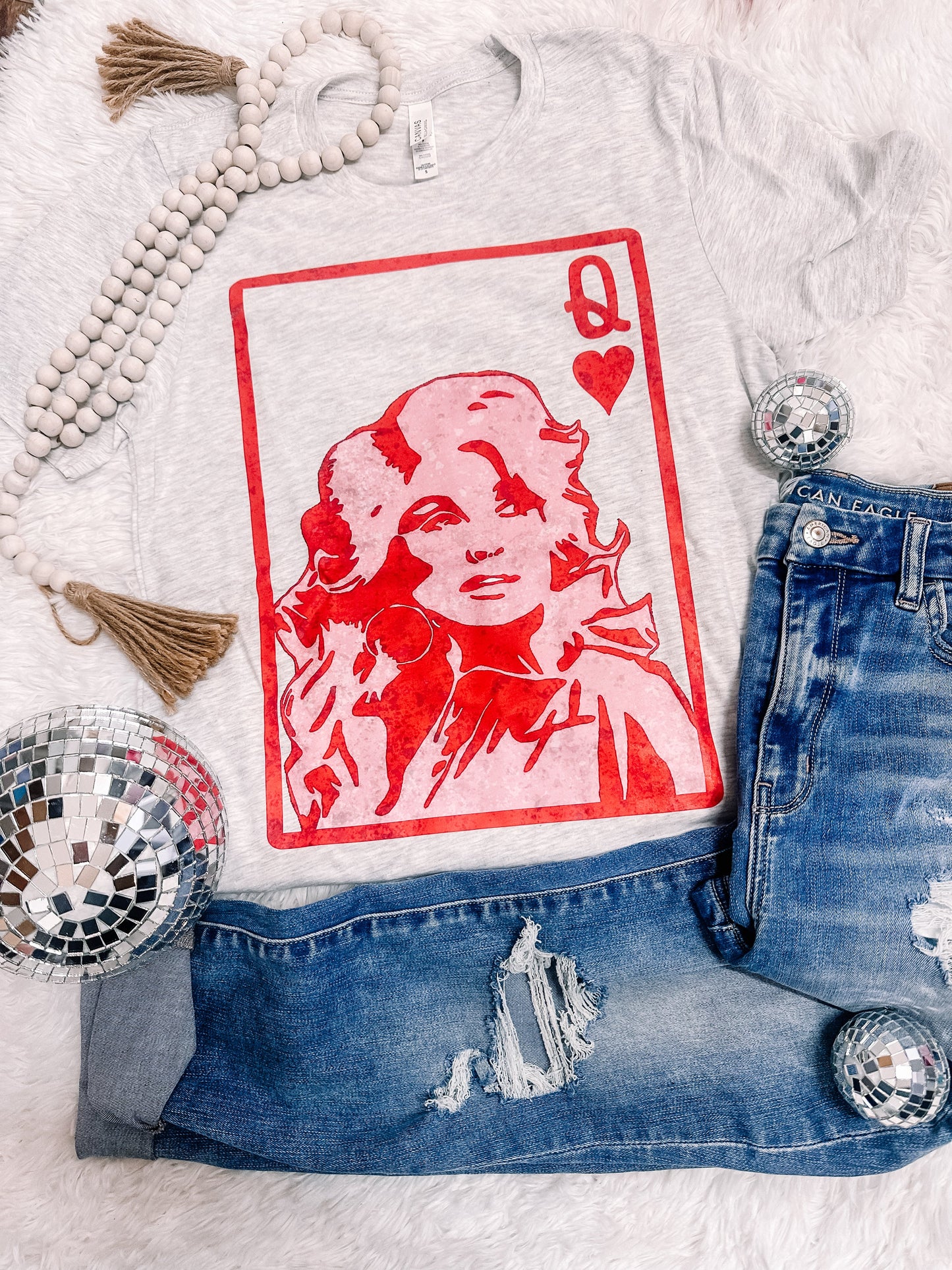 Queen Dolly Graphic Tee