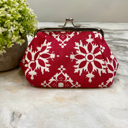 Clamshell Coin Purse Wallet - Snowflake