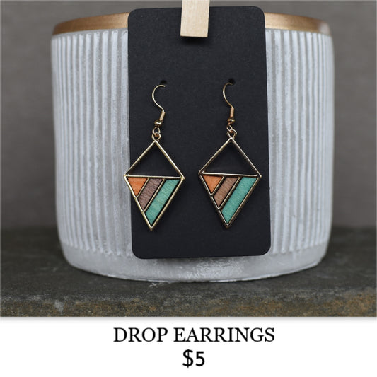 DROP EARRINGS