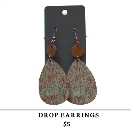 DROP EARRINGS