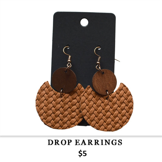 DROP EARRINGS