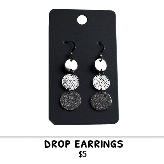 DROP EARRINGS