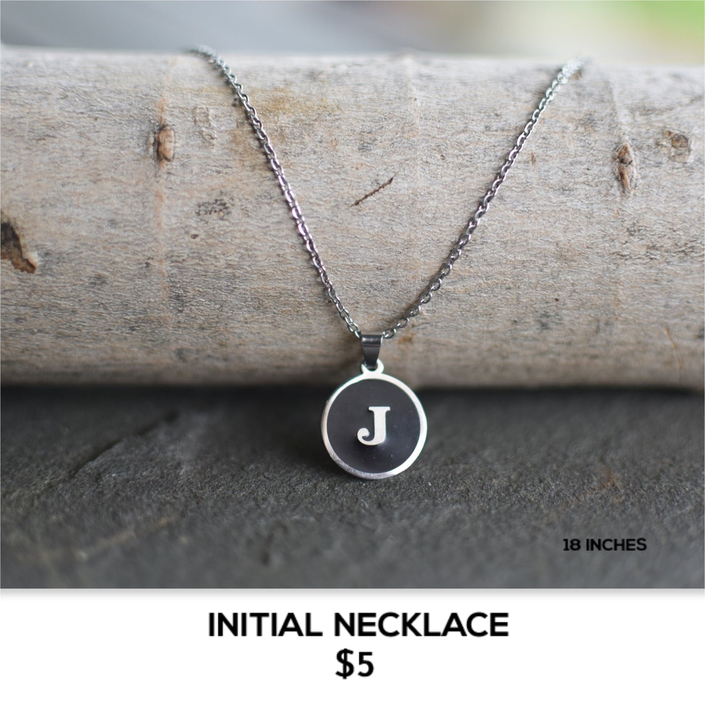 INITIAL NECKLACE