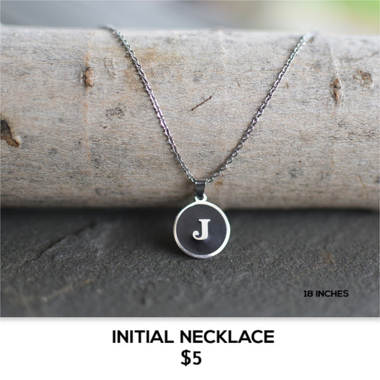 INITIAL NECKLACE