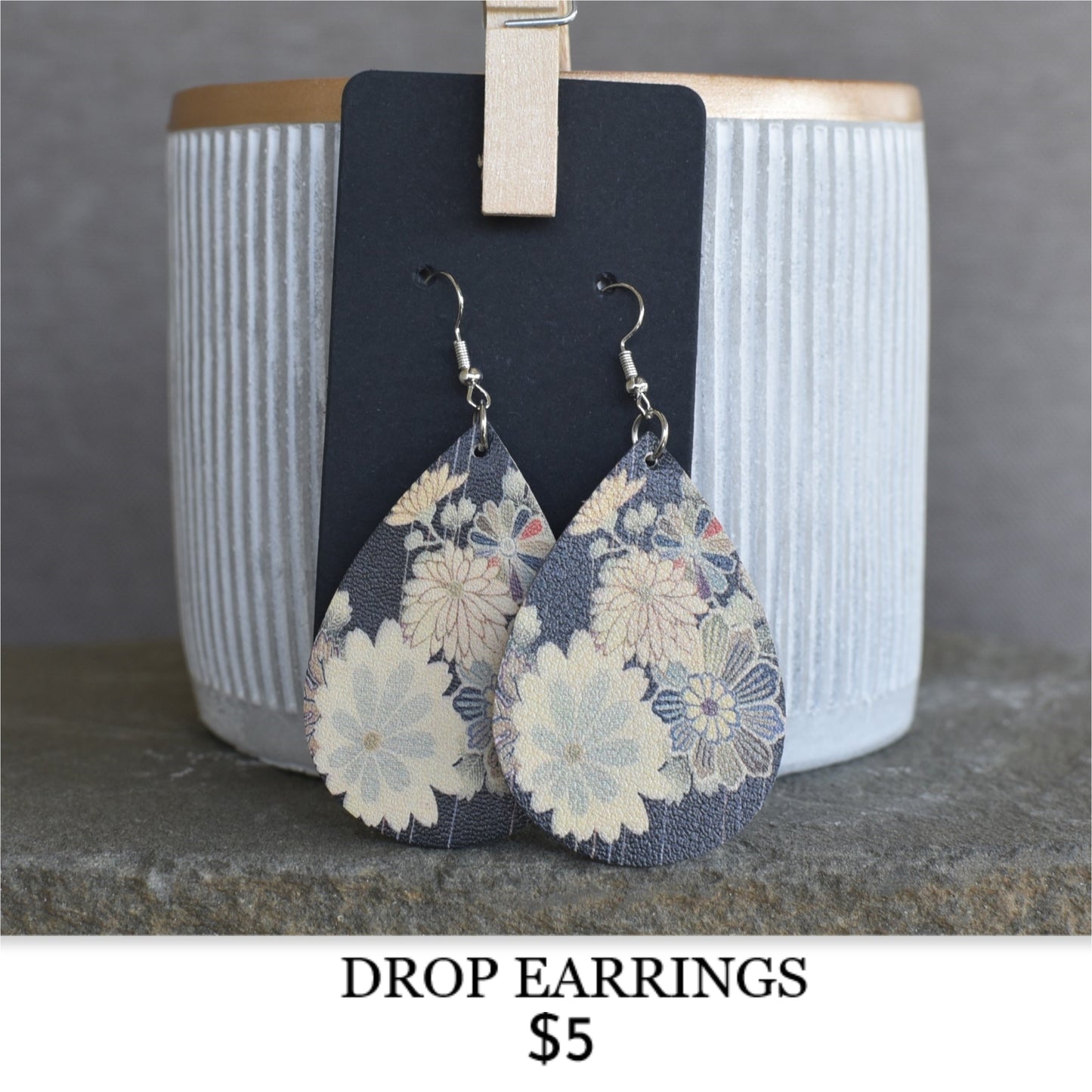 DROP EARRINGS