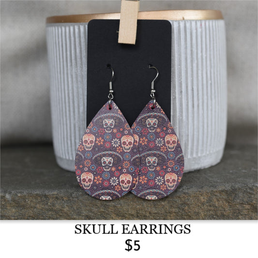 SKULL EARRINGS