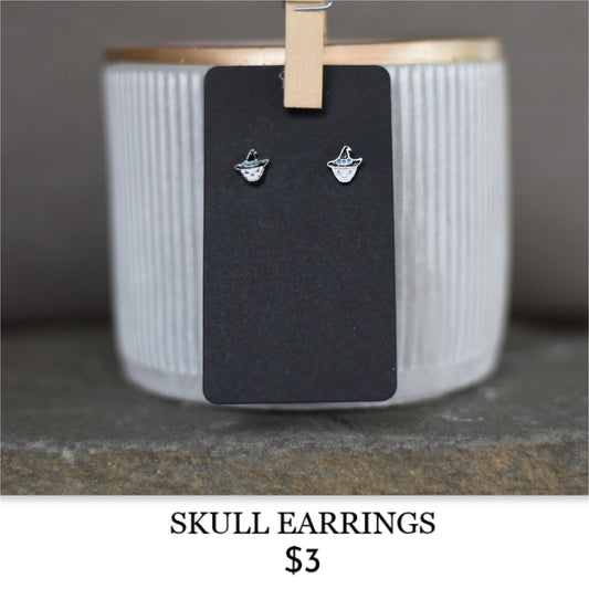 SKULL EARRINGS